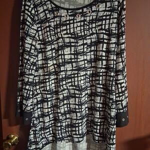 Stylish Black and White Women's Top